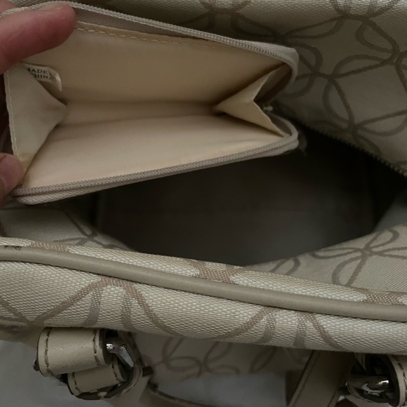 Nine West - Picture 5 of 12